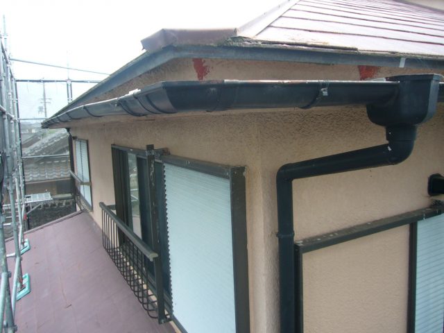 姫路市で雨樋交換をする前の状況